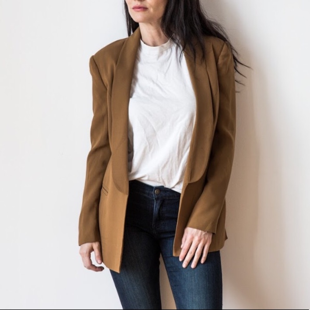 LIKE NEW Camel Women’s Blazer